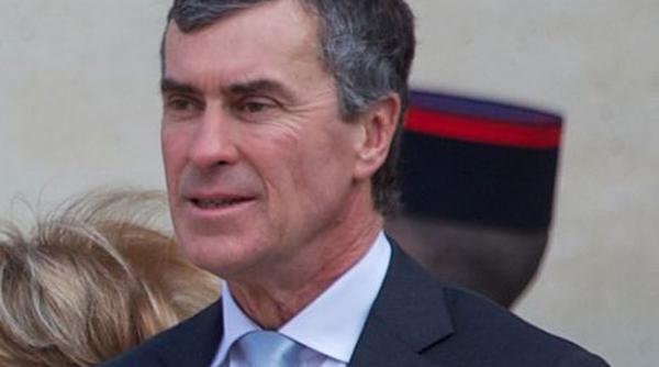 conturile domnului ministru arunca in aer clasa politica in franta