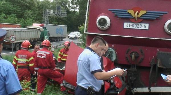 masina lovita de tren arad