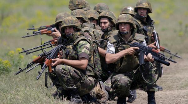 cheltuielile militare ale lumii s au redus in 2012