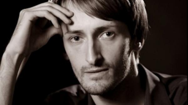 primele picturi 3d realizate de un roman galerie foto