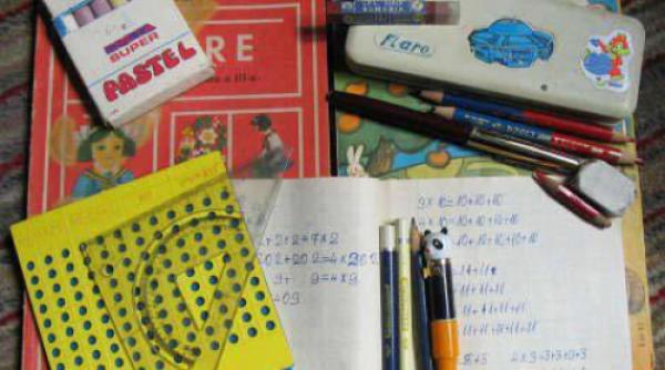 amintiri din copilaria noastra cum aratau rechizitele scolare in anii 80 90 foto