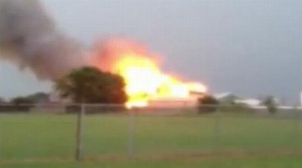 explozie la un combinat de ingrasaminte din texas 70 de oameni au murit zeci de cladiri au fost avariate video
