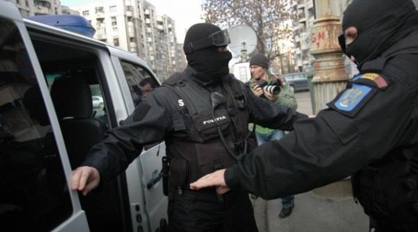 perchezitii la brigada rutiera bucuresti mai multi agenti de politie rutiera suspectati de luare de mita