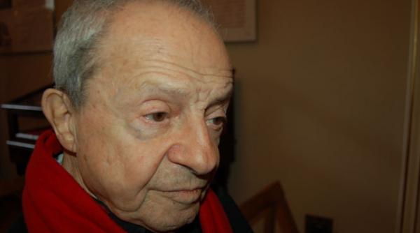 s a intors din infern au inceput sa ne bata pe mine m au impuscat in picior si in cap dar a iesit glontul intr o parte