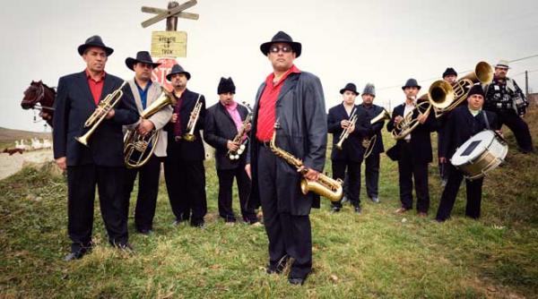 primul turneu national cu fanfara ciocarlia din zece prajini