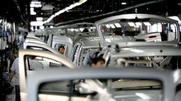 e oficial compania germana daimler va investi 300 de milioane de euro in romania