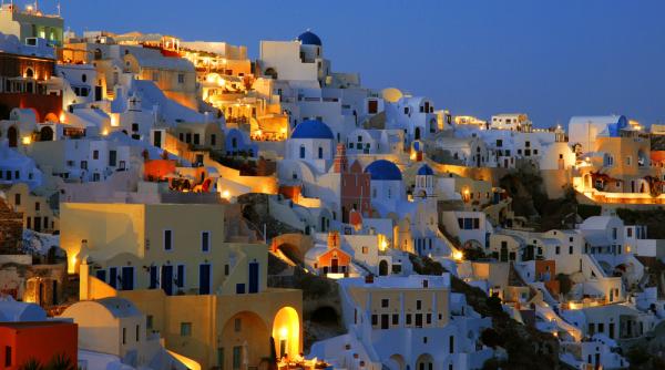 cele mai bune locuri unde sa admiri asfintitul din santorini