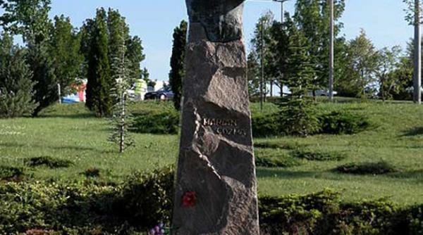 presedintele ungariei a depus o coroana la statuia handbalistului marian cozma