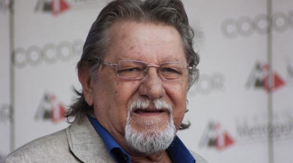 sebastian papaiani atac dur la presedintele basescu este cel mai mare vanzator de fier vechi din romania