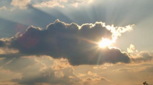 temperaturile scad si vin ploile vezi prognoza meteo pentru urmatoarele doua saptamani