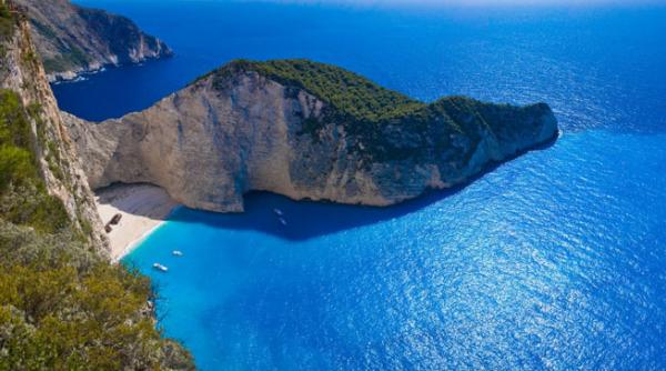 povesti cu pirati si comori ascunse in zakynthos