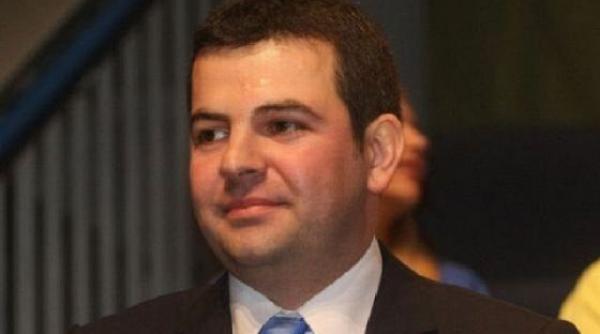 2 mai ziua nationala a tineretului ce ministru spune ca astazi trebuie sa ne simtim de doua ori mai tineri