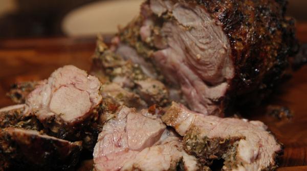 pomana de pasti de la ograzile botii