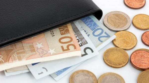 ue vrea sa prelungeasca perioada in care emigrantii pot primi ajutorul de somaj din partea tarii de origine