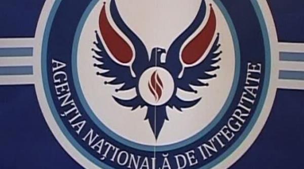 ani in declaratia de interese nu se mai trec contractele unde detinerile sunt de sub 5 din companii