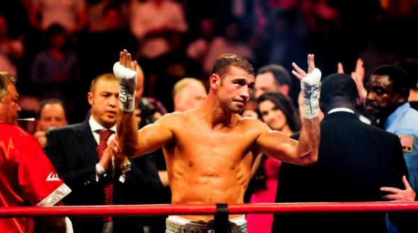 lucian bute operat cu succes la mana stanga sunt sanse mari sa lupt cu pascal la 7 decembrie