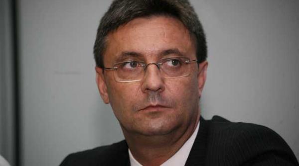 doi directori din ceo pusi sa plateasca 20 de milioane de lei