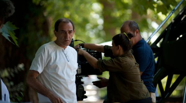 de la public sunt gata sa accept aplauze sau pietre de vorba cu andrei zinca despre primul sau lungmetraj