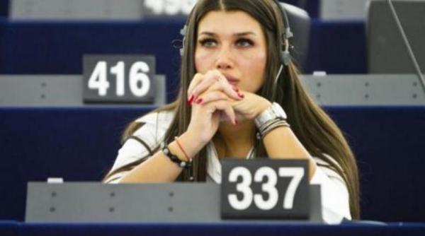 elena basescu vrea un cod de conduita pentru mass media