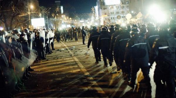amnesty international critica romania pentru interventiile in forta la manifestatii si segregarea romilor