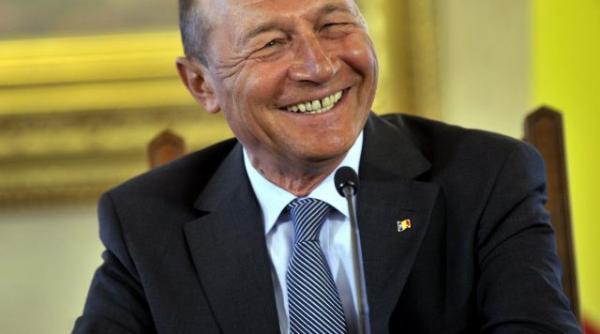 basescu ziaristilor inainte de primirea lui rasmussen ce faceti mai copii cu ce va ocupati azi rahova jilava nimic