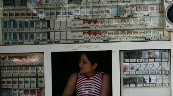 peste jumatate dintre romanii care fumeaza si au propus sa renunte la acest obicei studiu