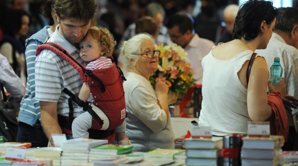 maine incepe bookfest printre invitati radu beligan neagu djuvara larry l watts augfustin buzura lucian boia