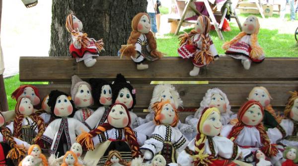 targului national de jucarii la muzeul astra din sibiu