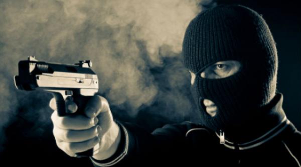 jaf armat la o sucursala volksbank din slobozia