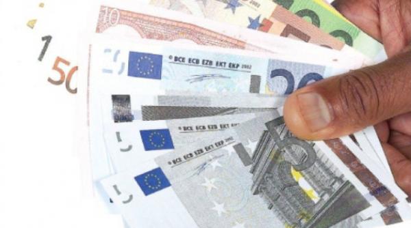 plati compensatorii de sute de mii de euro chiar si dupa incheierea mandatului