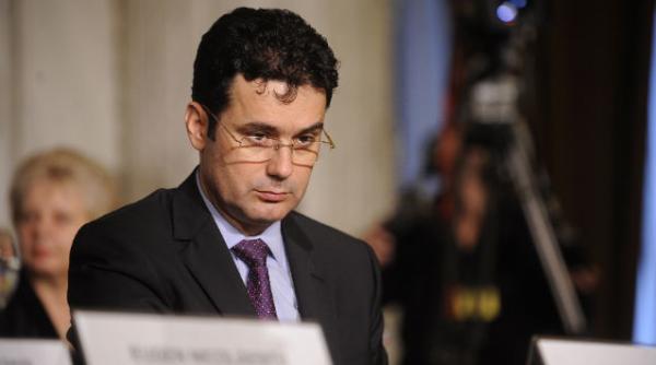 remus pricopie metodologia privind manualele scolare ar putea fi aprobata in jurul datei de 15 iunie