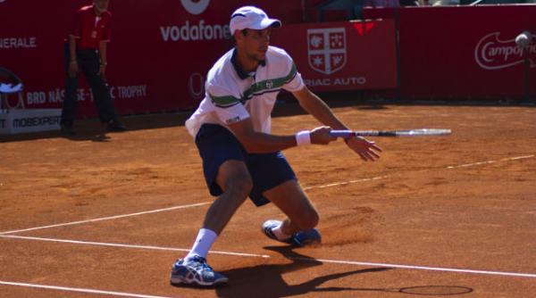 victor hanescu s a calificat in turul trei la roland garros
