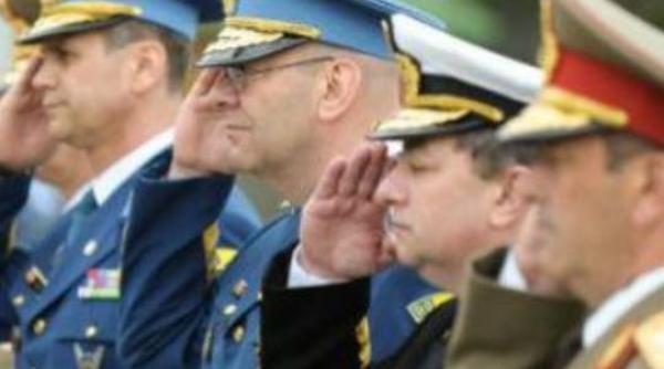 basescu a promulgat legea care modifica statutul cadrelor militare