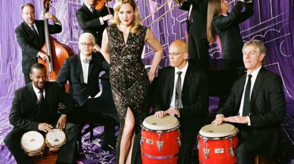 in octombrie pink martini live sala palatului