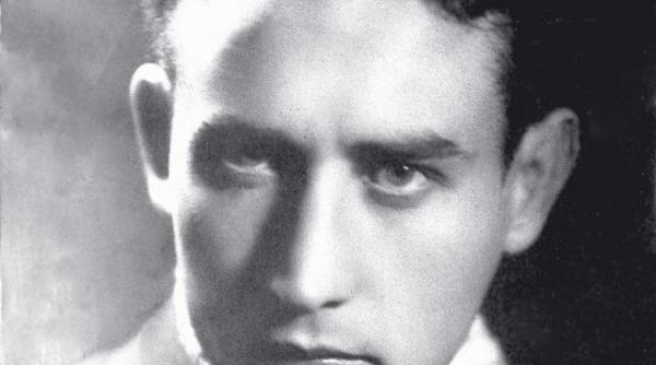 valeriu gafencu elevii sunt un explozibil mai puternic decat dinamita consiliulul local tg ocna mentine titlul de cetatean de onoare acordat acestuia post mortem