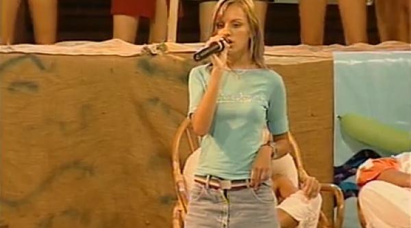 alexandra stan 15 ani saxobeat vedeta