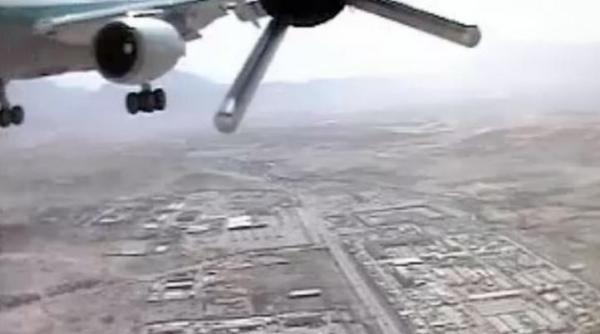 imagini socante o drona germana la un pas sa loveasca un avion civil cu zeci de pasageri la bord video