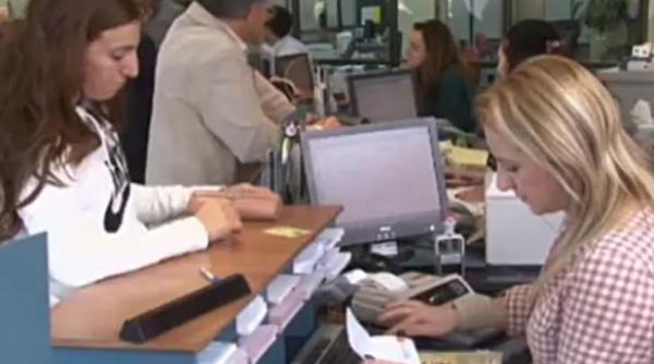 ce sanse au tinerii absolventi care isi doresc o cariera in domeniul financiar sa li se deschida cv ul