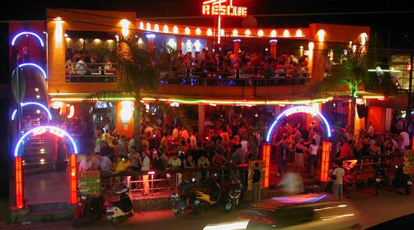 zakynthos insula distractiei paradisul clubbing ului