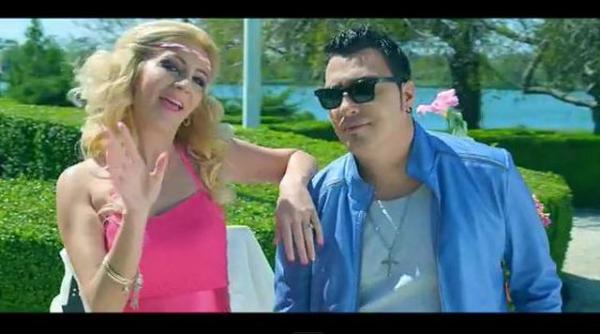 maneaua romaneasca zalele hitul verii in italia asculta melodia care i a innebunit pe italieni video