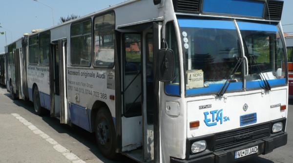 proteste la ramnicu valcea transportul in comun blocat soferii refuza sa plece pe traseu