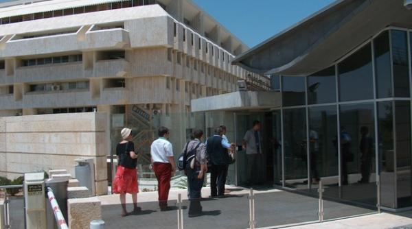 nu e criza diplomatica e criza diplomatilor in israel