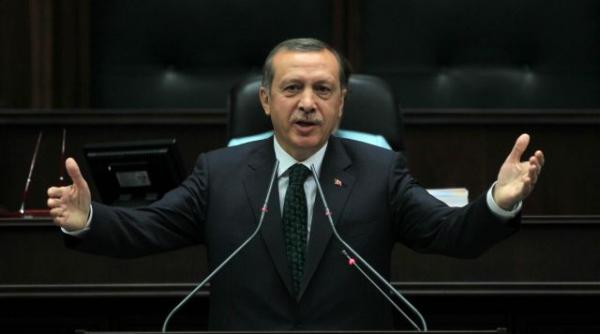 violentele din piata taksim au luat sfarsit manifestantii turci se vor intalni cu premierul edrogan video