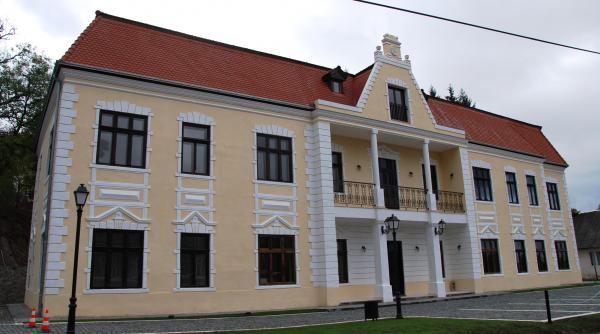 rosia montana 20 de case din centrul istoric au fost restaurate