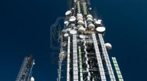 televiziunile si radiourile publice puse la pamant de austeritate