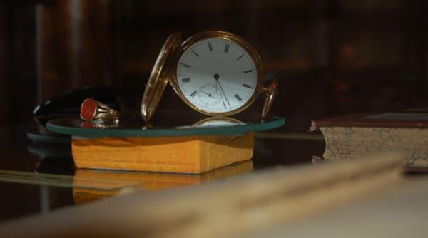 ceasul si inelul lui eminescu expuse la iasi