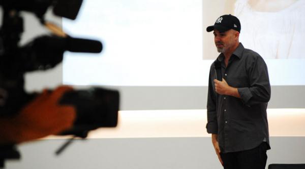 intalniri creative adrian oianu secretul implinirii profesionale nu conteaza destinatia ci drumul