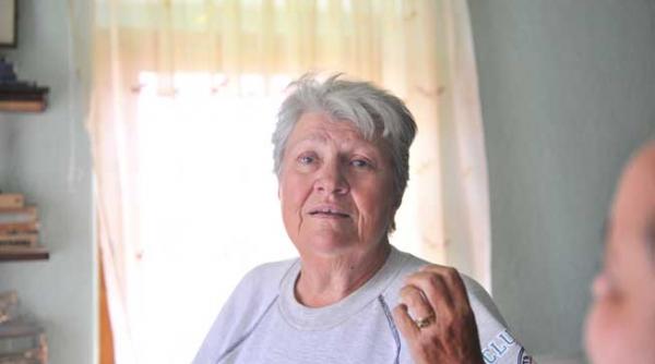 ioana maria vlas am ramas cumplit de singura nu mai trebuiesc nimanui