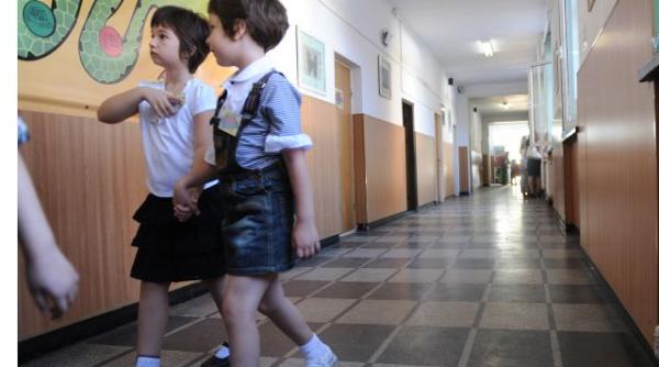 elevii si prescolarii au intrat in vacanta de vara calendarul anului scolar 2012 2013