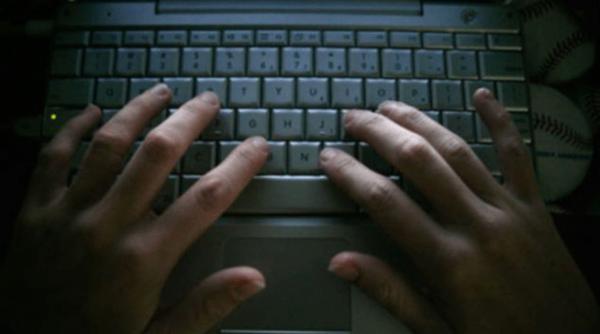 ma relaxam in baie uitandu ma la un film pe laptop ce s a intamplat cateva minute mai tarziu a ingrozit o